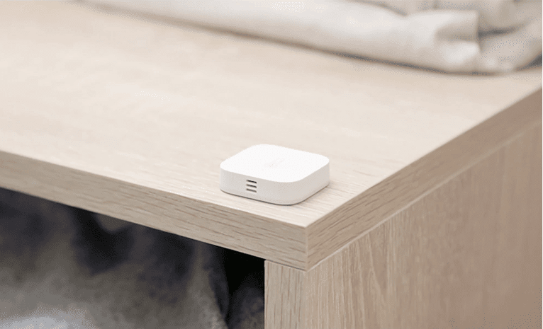 използване на сензор за температура и влажност