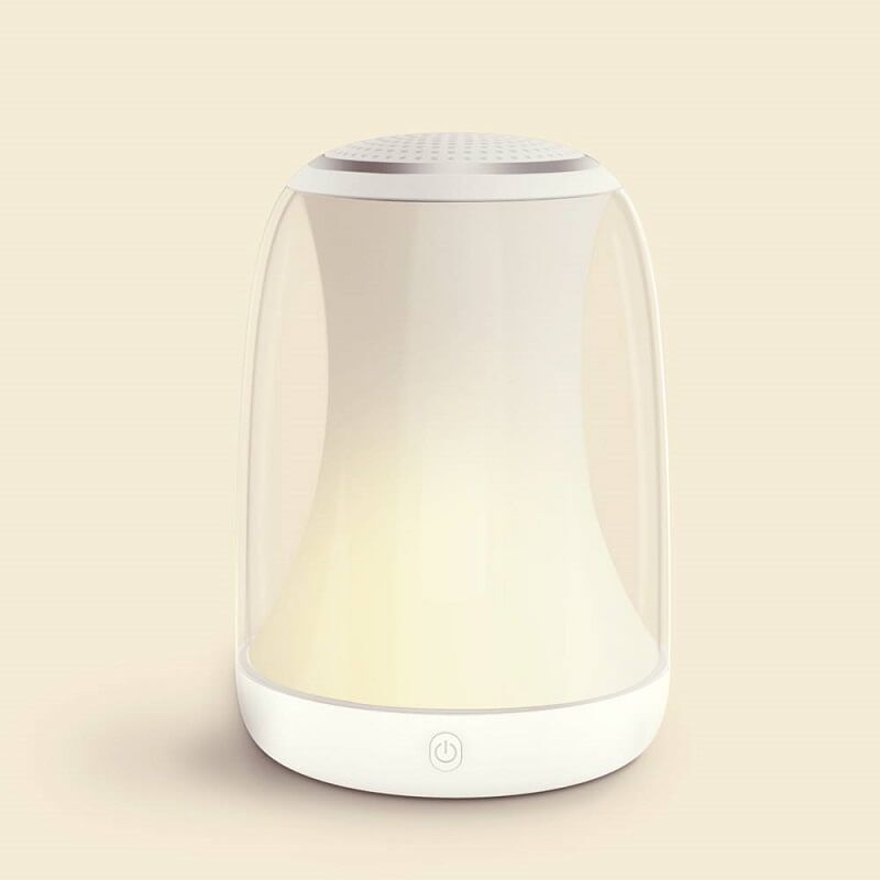 топло бяла светлина лазпа за бебе