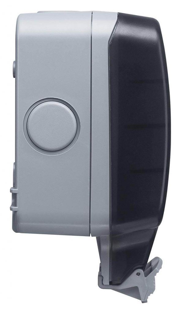 кутия на контакт за открит монтаж